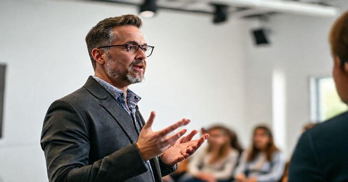 Descubra os Benefícios dos Cursos de Expressão Verbal